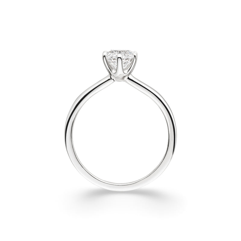    solitaire-ring-white-gold